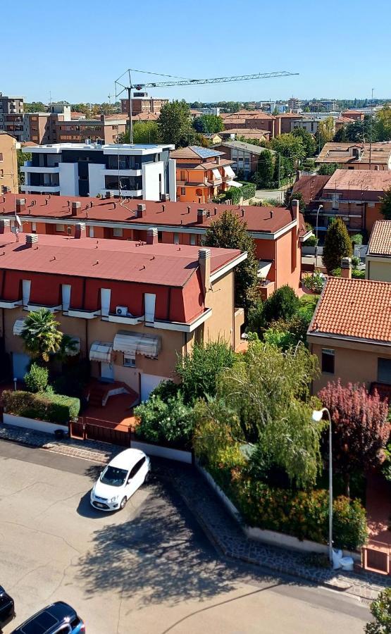 Il Sole Apartment Carpi Ruang foto