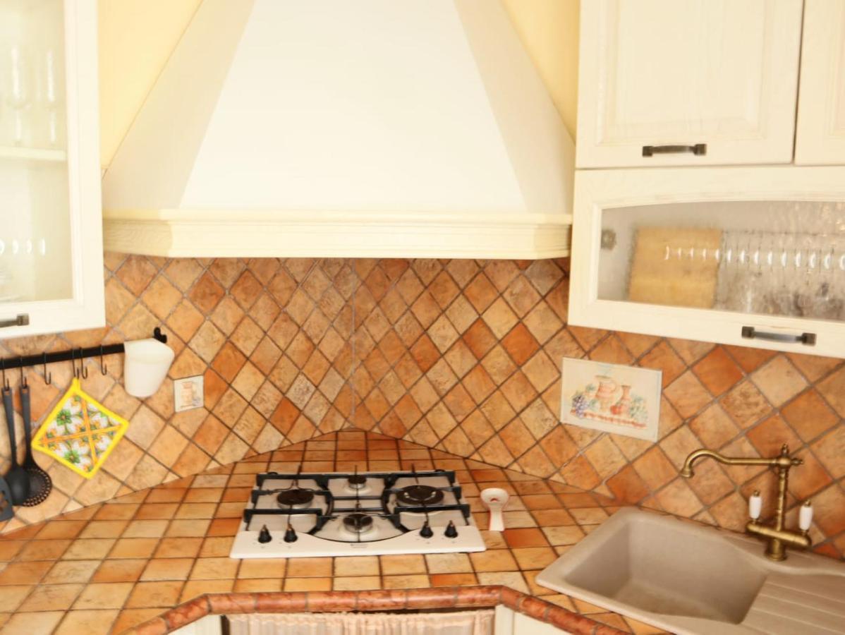 Il Sole Apartment Carpi Bagian luar foto