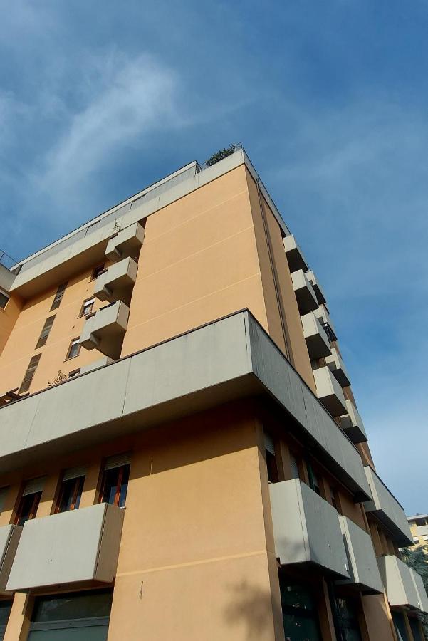 Il Sole Apartment Carpi Bagian luar foto